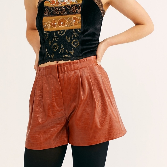 FREE PEOPLE CROC MARE HELENA FAUX LEATHER SHORTS - Picture 3 of 12